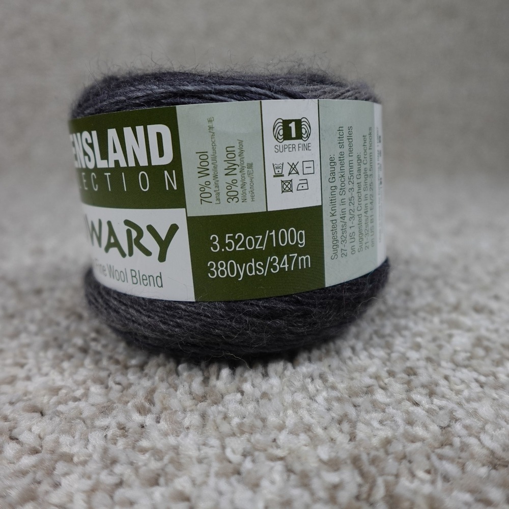 Queensland Collection Cassowary Yarn Graphite Australian Wool Blend 100g Cake - Picture 4 of 4